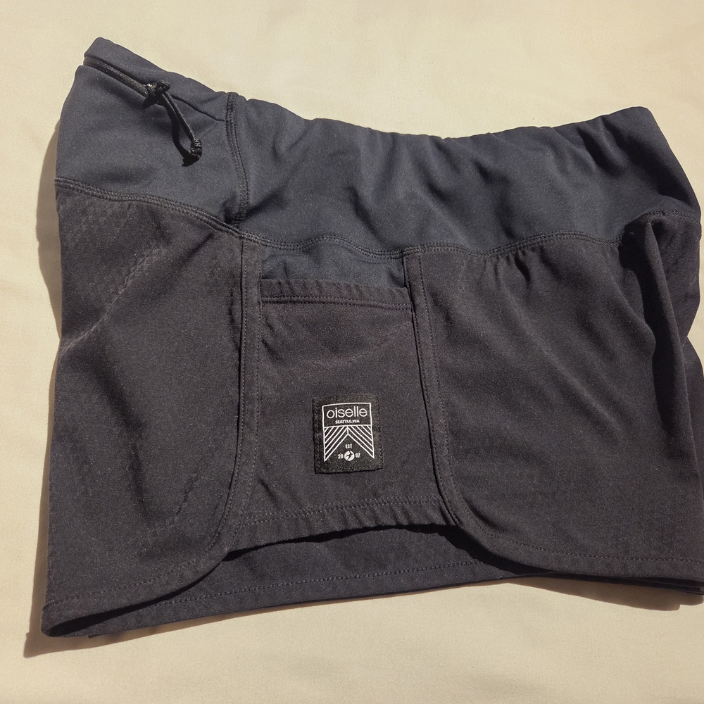 Oiselle Charcoal Athletic Shorts - Size 04